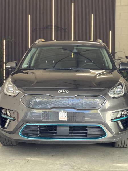KIA e-Niro gris foncé de 204 ch 64 kWh avec 450km d'autonomie à vendre en occasion à Toulouse 