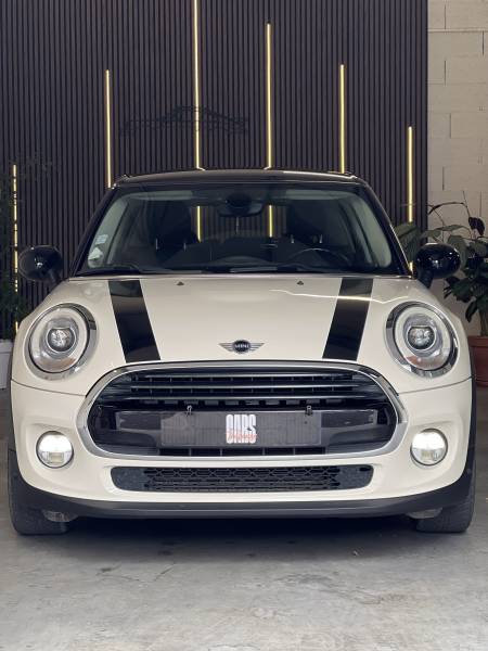 Mini Cooper Hatch blanche d'occasion à Toulouse