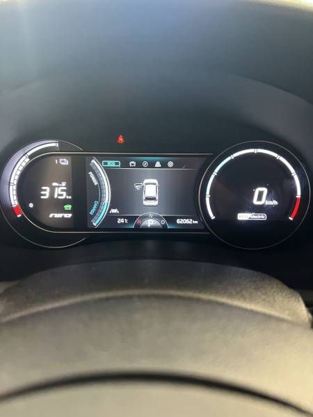 KIA e-Niro gris foncé de 204 ch 64 kWh avec 450km d'autonomie à vendre en occasion à Toulouse
