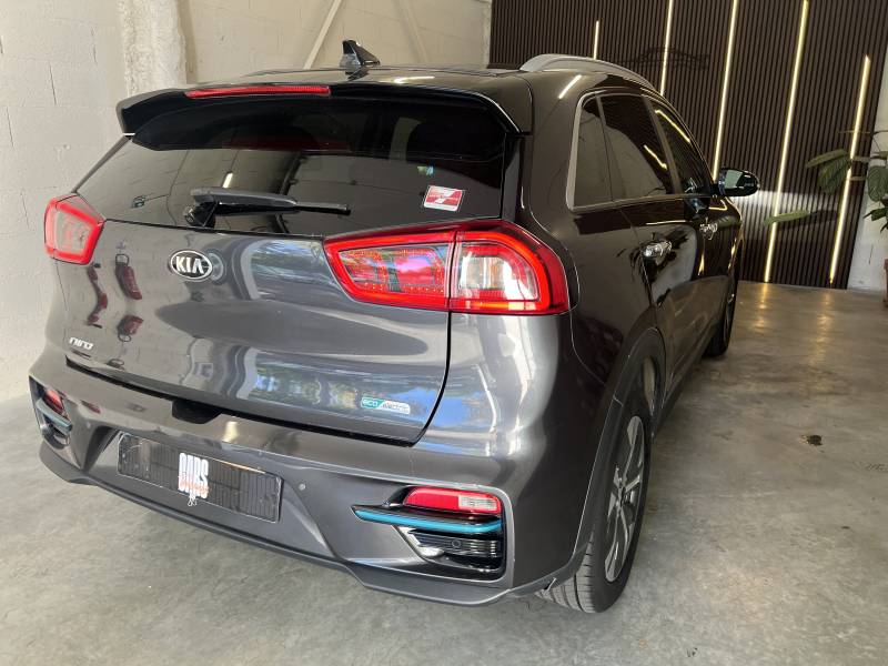 KIA e-Niro gris foncé de 204 ch 64 kWh avec 450km d'autonomie à vendre en occasion à Toulouse