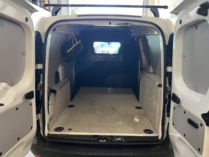 Vente véhicule utilitaire neuf à Toulouse - RENAULT EXPRESS VAN DCI 95CV NEUF 2025