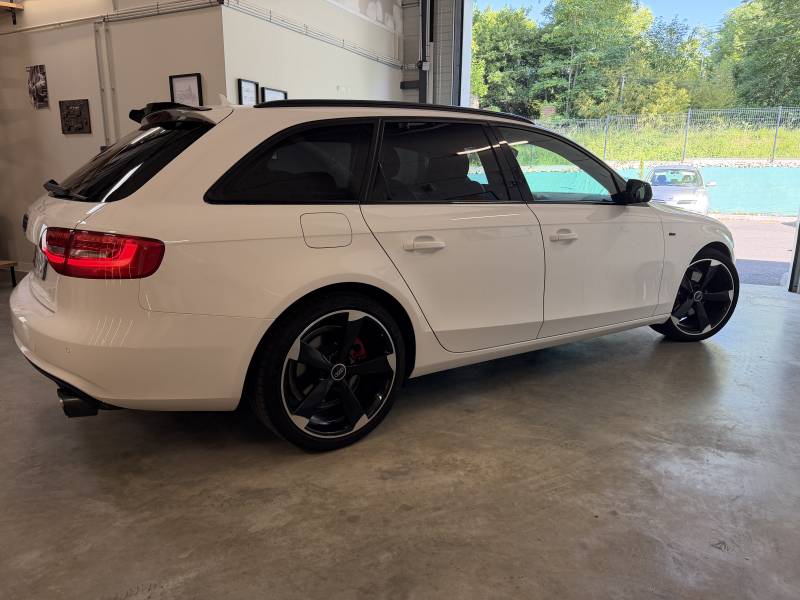 AUDI A4 AVANT 2.0 TFSI 225CH BOITE MÉCANIQUE S-LINE À TOULOUSE ÉTAT RARE
