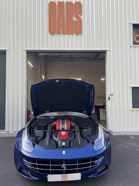 Ou trouver une Ferrari FF 6.3 V12 660ch bleu TDF à Toulouse