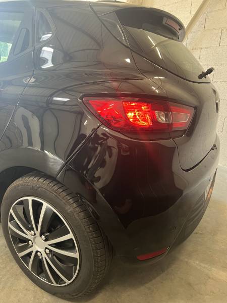 Achetez votre Renault Clio 4 noir Business 75CH de 2019 Diesel d’occasion, avec 128 500 KM à Toulouse