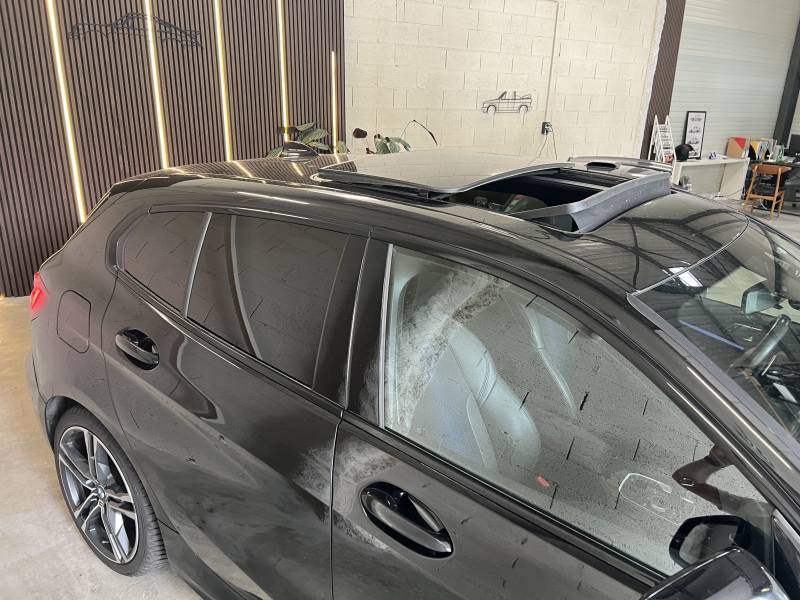 Vente d'une BMW SERIE 1 noir d'occasion (F40) 118D 150ch M SPORT BVA d'occasion à Toulouse et environs