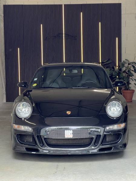 PORSCHE 911 noir CARRERA 4S  à Toulouse