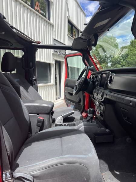 Vente véhicule hybride rechargeable d'occasion JEEP WRANGLER 4XE 380CH 2.0 à Toulouse