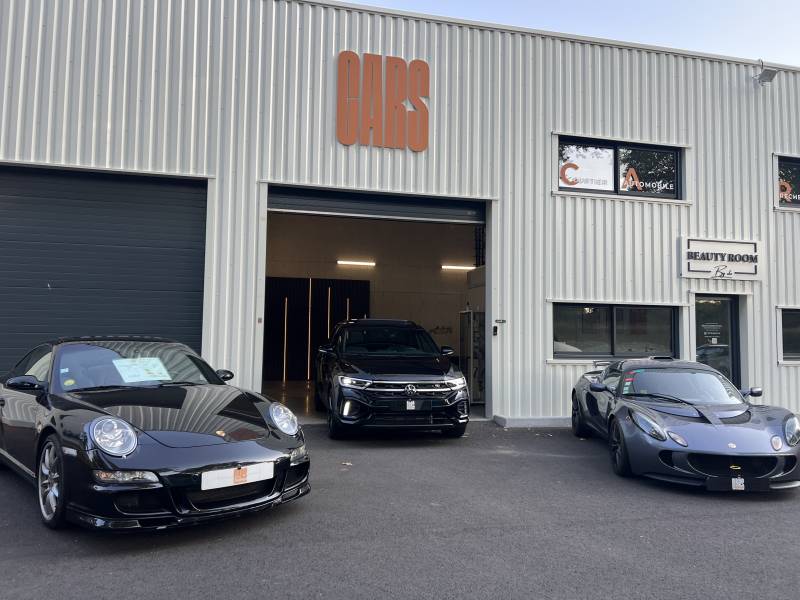 Finition R-line design sportif et élégant Volkswagen T-ROC R-Line 150ch 2024 à Toulouse