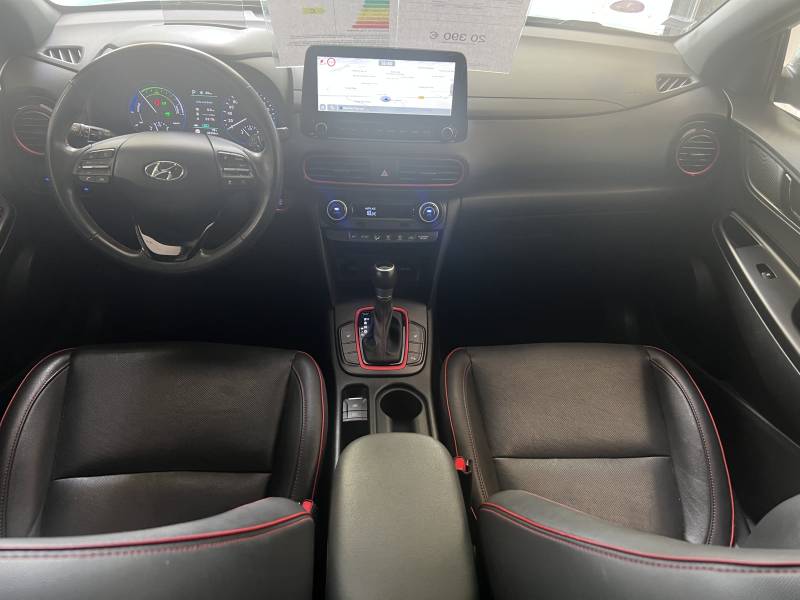 Vente d'occasion du Hyundai Kona hybride 2020 Executive à Toulouse – 45 000 km, toutes options, élégance, confort et économie réunis dans un SUV haut de gamme.