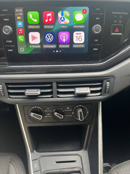 Vente de véhicule d'occasion sur Toulouse et environs de la Volkswagen polo VI (2) 1.0 tsi 95 s&s life bvm5 26 990 km carplay
