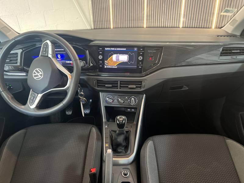 Vente de véhicule d'occasion sur Toulouse et environs de la Volkswagen polo VI (2) 1.0 tsi 95 s&s life bvm5 26 990 km carplay
