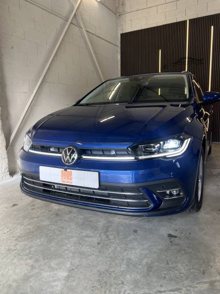 Volkswagen Polo bleu 1.0 TSI bleu avec 95ch Lounge neuve avec boite automatique sur Toulouse et alentours