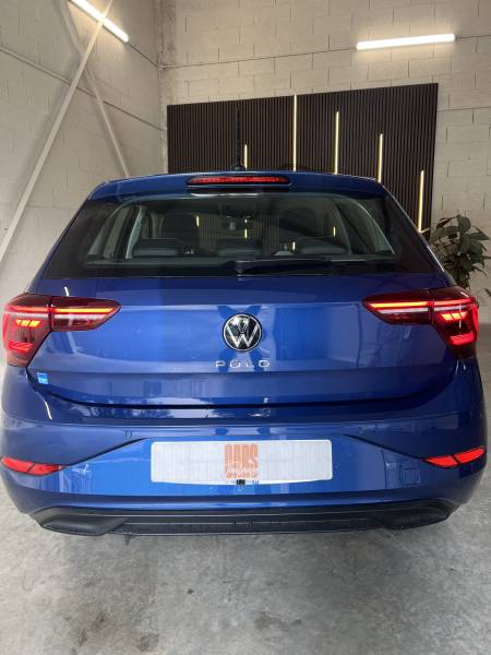 Volkswagen Polo bleu 1.0 TSI bleu avec 95ch Lounge neuve avec boite automatique sur Toulouse et alentours