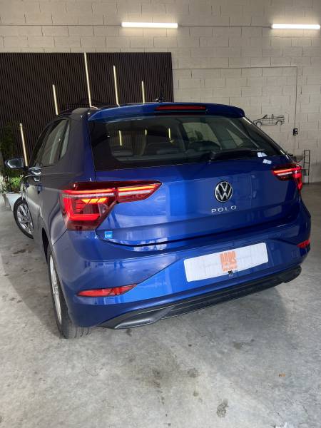 Volkswagen Polo bleu 1.0 TSI bleu avec 95ch Lounge neuve avec boite automatique sur Toulouse et alentours
